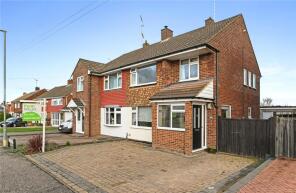49, Ravensbourne Drive, Chelmsford CM1 2SJ