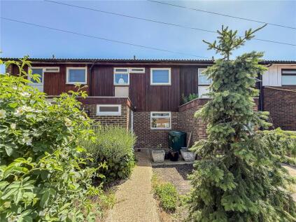 Bridle Close, Sunbury-on-Thames, Surrey, TW16