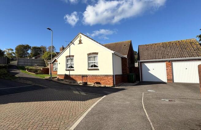 3-bed detached on Augustine Close, Seaton, Devon, EX12, £499,950