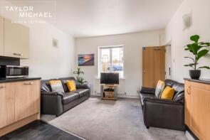 51, Colbourne Avenue, Brighton BN2 4GE