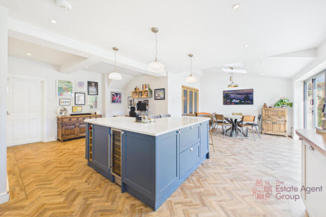 Kitchen / Diner