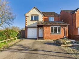 53, Tiree Avenue, Worcester WR5 3UA