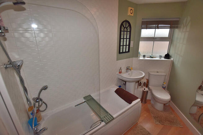 1 bed Flat for sale Image 6