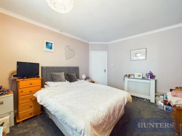 2 bed Apartment for sale Image 5