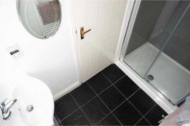 Master En-suite