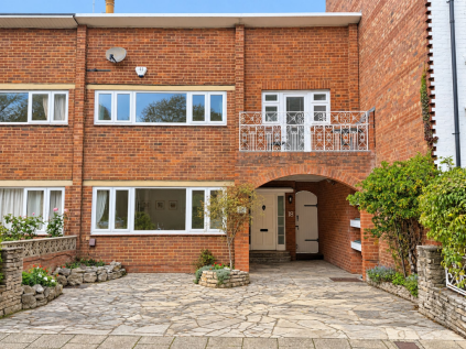 Castle Road, Southsea, PO5