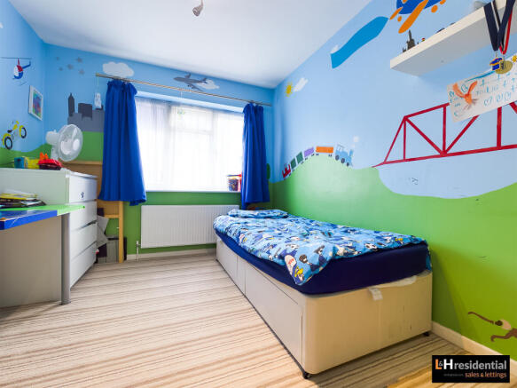 Photo 11