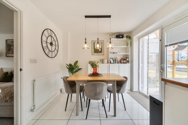 Kitchen / Breakfast Room