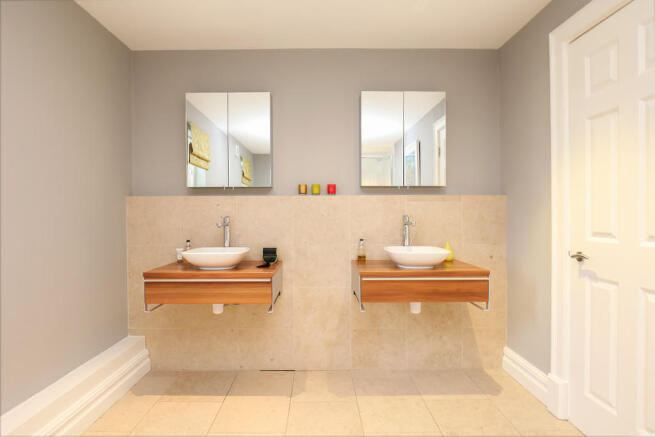 En Suite - Bedroo...