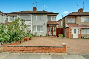 62, Holyrood Avenue, Harrow HA2 8TP