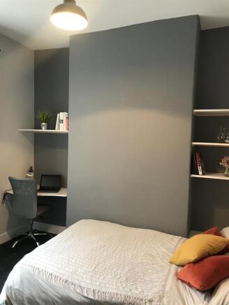 3 bed Private Halls to rent Image 6