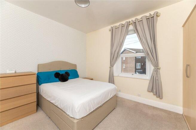 2 bed Terraced for sale Image 9