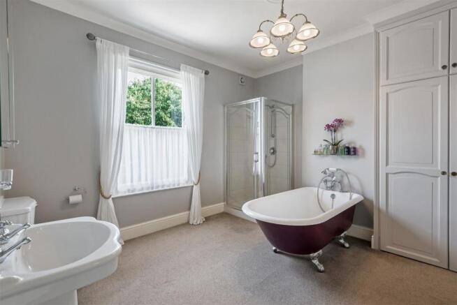 HOUSE BATHROOM