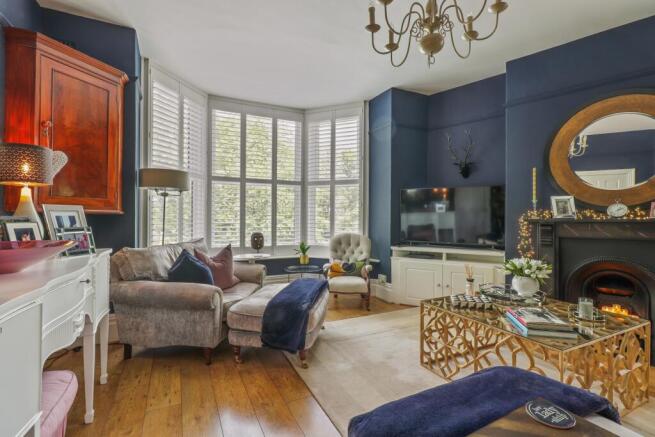 2 bed Apartment for sale Image 8