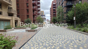 Flat 1204, Bowline House, Hemlock Street, London E14 0XW