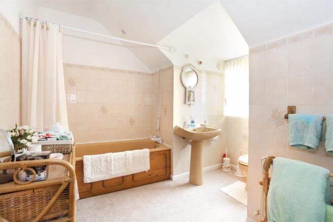 Bathroom upstairs
