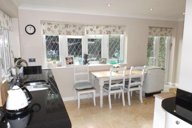 Kitchen/Breakfast ro