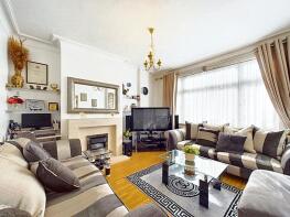 17, Bexhill Road, London N11 2RG