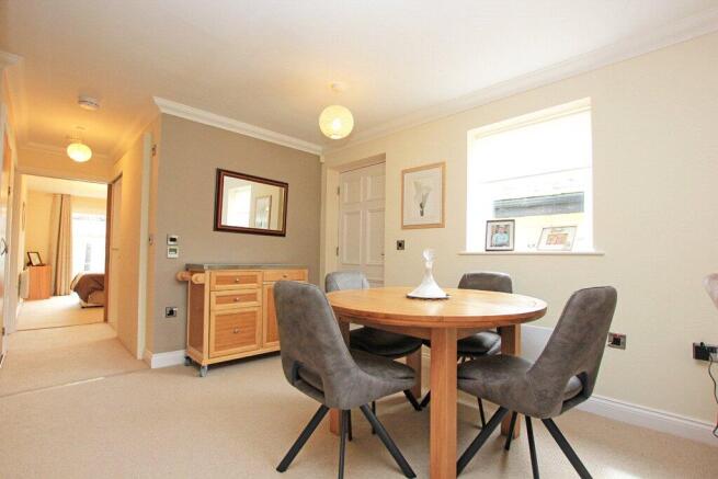 2 bed Terraced Bungalow for sale Image 4