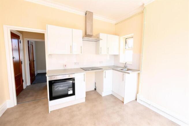 Lounge/Kitchen