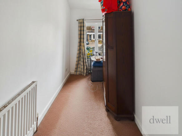 2 bed Flat to rent Image 6