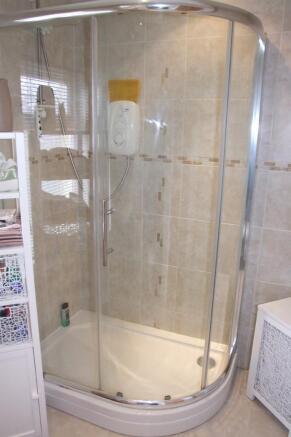 Shower room/w.c