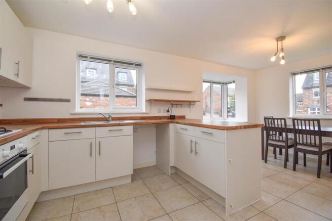 5 Crocus Avenue Kitchen B.jpg