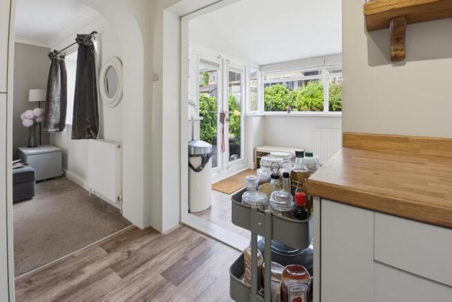 2 bed Semi-Detached for sale Image 4