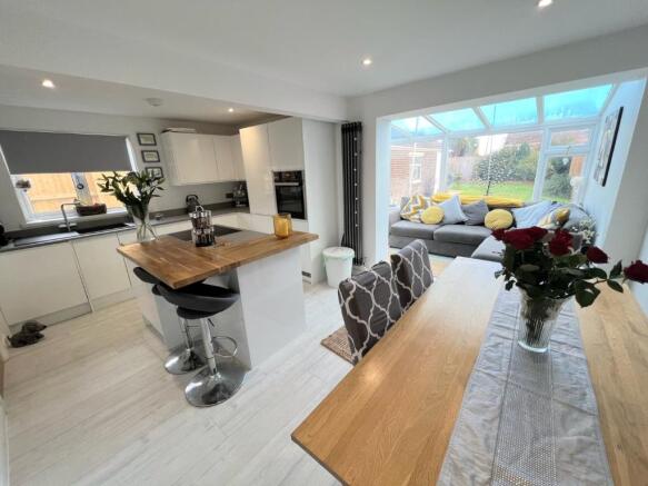 Kitchen/ Sun Room