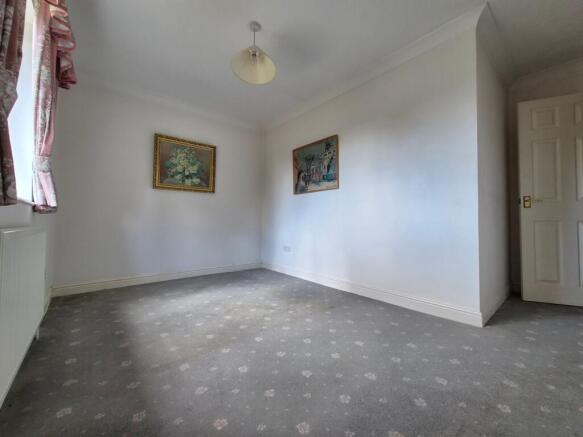 2 bed Detached Bungalow for sale Image 9