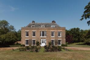 Upnor Castle House, Upnor Road, Upnor, Rochester ME2 4XE