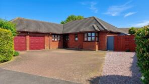 25, Arnhem Way, Bourne PE10 9UD