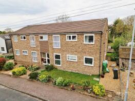 8, The Crescent, St. Neots PE19 8HF