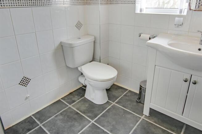 Shower Room.jpg
