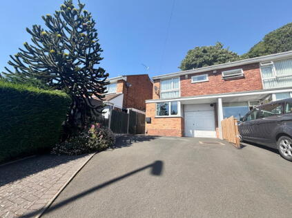 Oakham Road, Oakham, Dudley, DY2 7TA