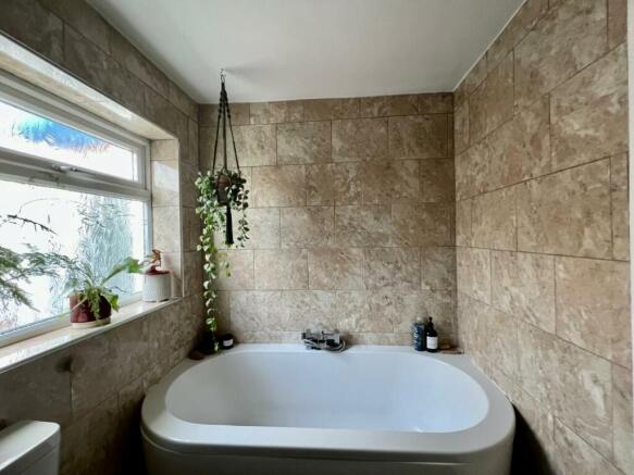 15 kings bath1.jpg