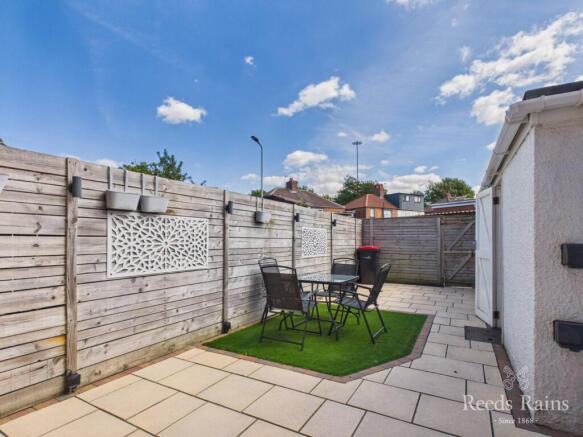 3 bed Terraced for sale Image 12