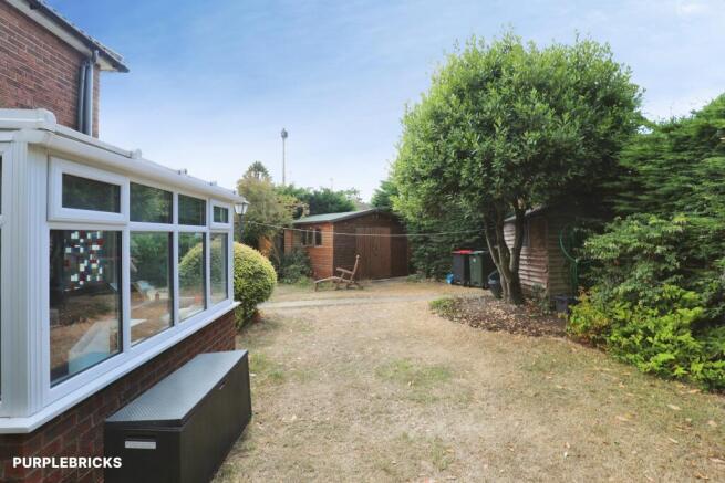 3 bed Semi-Detached for sale Image 7