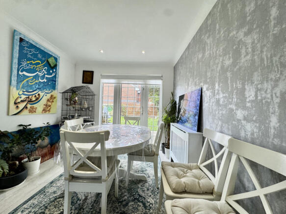 Robeson Way, Borehamwood, WD6 photo 4
