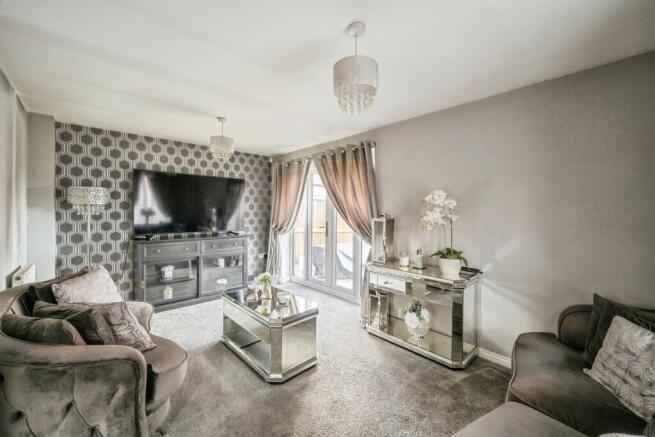 3 bed Semi-Detached for sale Image 5
