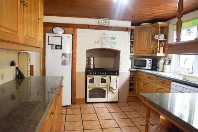 Kitchen / Breakfast