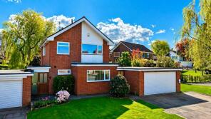18, Dairyground Road, Bramhall, Stockport SK7 2HW