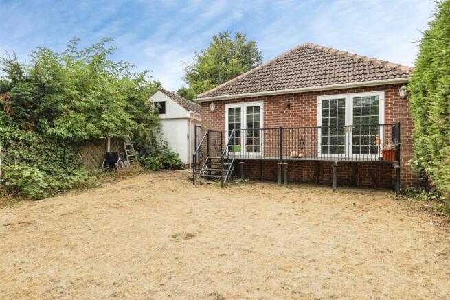3 bed Detached Bungalow for sale Image 4