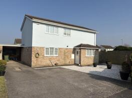10, Severn Grove, Burnham-on-sea TA8 1NH