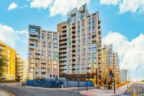 1102, 1 Sovereign Tower, Emily Street, Canning Town, London E16 1XH