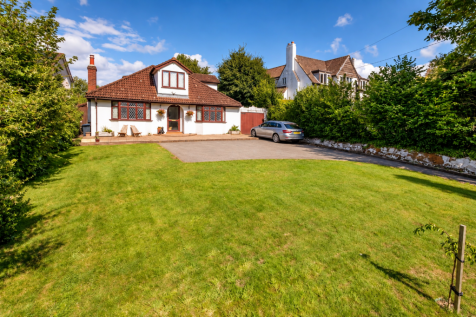 Backwell - Substantial Detached Family Home with 1/3 Acre Gardens and Protected Countryside Views