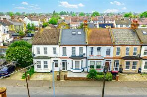 101, South Avenue, Southend-on-sea SS2 4HX