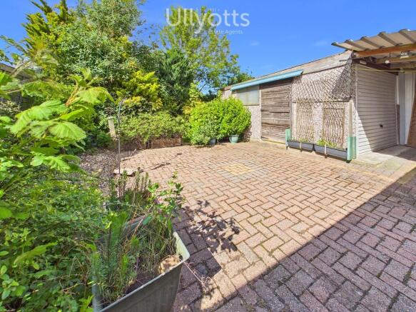 2 bed Semi-Detached Bungalow for sale Image 12