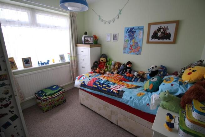 BEDROOM 2
