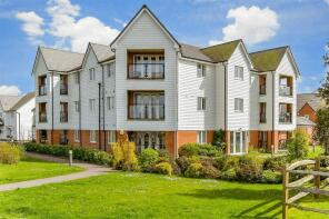 5, 14 Roger Norman House, Nickolls Road, Hythe CT21 4AP